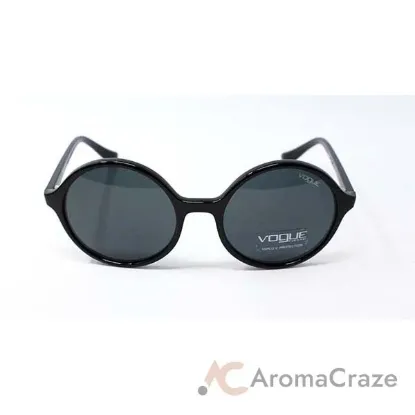 Picture of Vogue VO5036S W44-71 - Black-Gray Green by Vogue for Women - 52-19-135 mm Sunglasses
