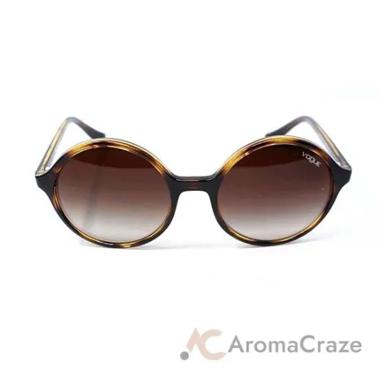 Picture of Vogue VO5036S W656-13 - Dark Havana-Brown Gradient by Vogue for Women - 52-19-135 mm Sunglasses