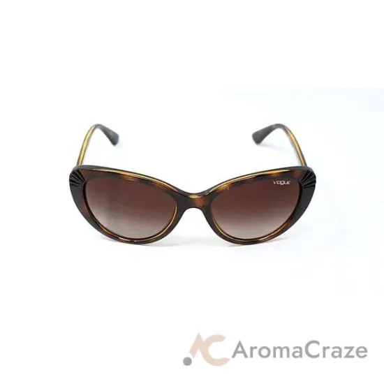 Picture of Vogue VO5050S W656-13 - Tortoise-Brown Gradient by Vogue for Women - 54-18-135 mm Sunglasses