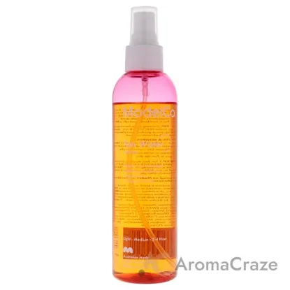 Picture of Tan Water Self-Tan Spray - Light - Medium by ModelCo for Women - 6.76 oz Spray