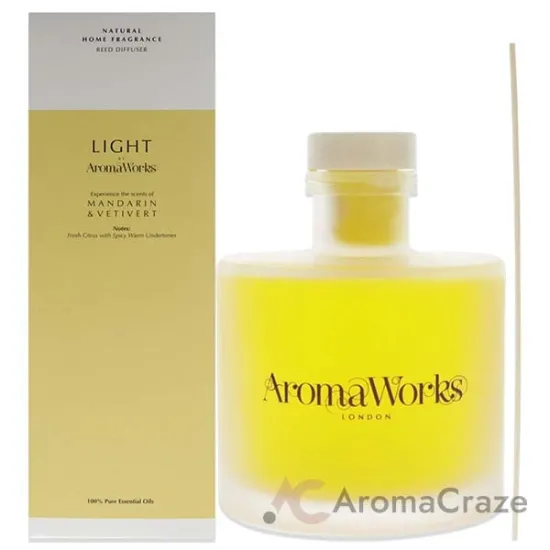 Picture of Light Range Reed Diffuser - Mandarin and Vetivert by Aromaworks for Unisex - 6.76 oz Reed Diffuser
