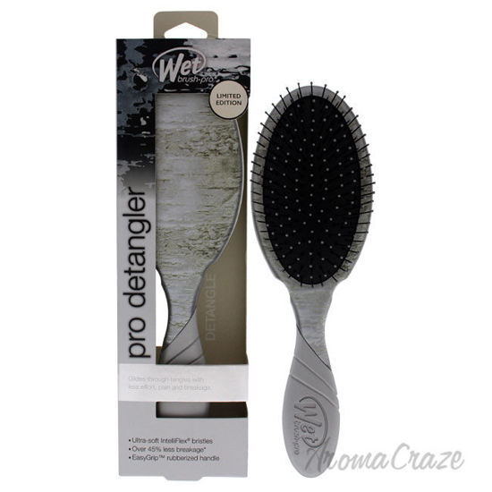 Picture of Pro Detangler Winter Frost Brush Frosty Fireside by Wet Brush for Women 1 Pc Hair Brush