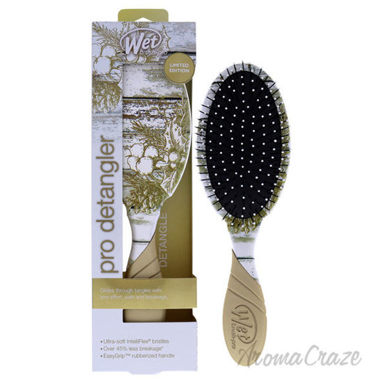 Picture of Pro Detangler Winter Frost Brush Season Greetings by Wet Brush for Women 1 Pc Hair Brush