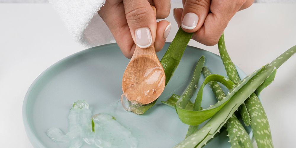 Incorporate aloe vera gel in your hair care regime